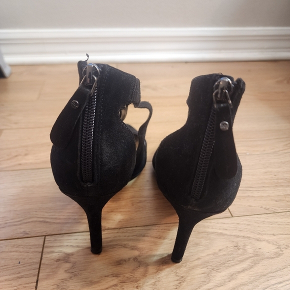 Jones NY Heels - Picture 4 of 12